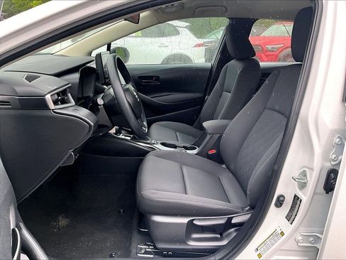 Used 2024 Toyota Corolla LE FWD image 10