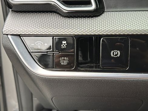 Certified 2023 Kia Sportage LX FWD image 22