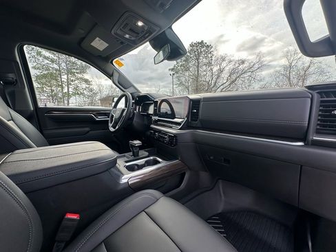 Used 2025 Chevrolet Silverado 1500 LT w/ Z71 Off-Road Package image 29