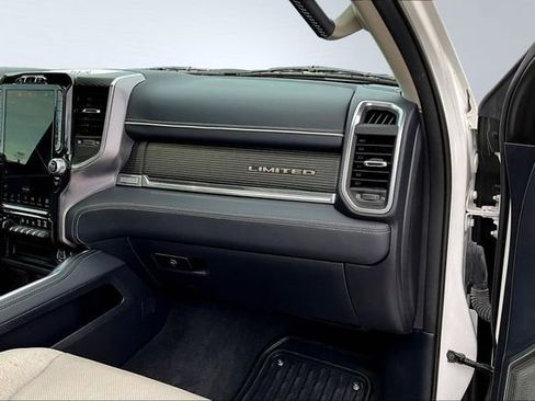 Used 2024 RAM 1500 Limited image 27