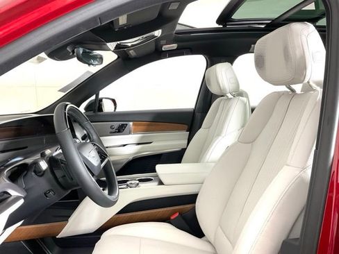 New 2026 Cadillac Vistiq Sport w/ LPO, Floor Liner Package image 25