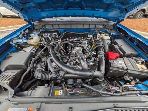 Certified 2021 Ford Bronco Badlands w/ Sasquatch Package AWD/4WD image 10