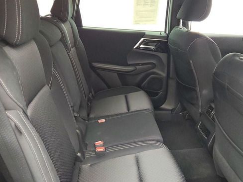 Used 2022 Mitsubishi Outlander ES FWD image 21