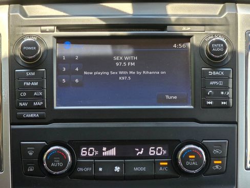 Used 2017 Nissan Titan PRO-4X AWD/4WD image 25
