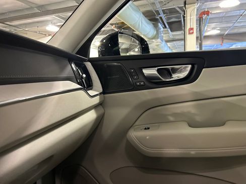 Used 2026 Volvo XC60 B5 Ultra w/ Protection Package Premier AWD/4WD image 20