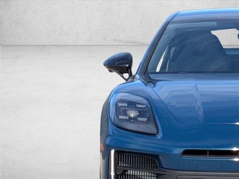 Used 2025 Porsche Panamera 4 image 12