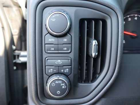 Used 2025 Chevrolet Silverado 1500 Custom Trail Boss AWD/4WD image 19