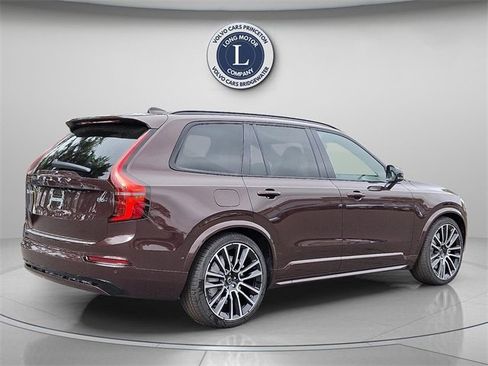 New 2026 Volvo XC90 B6 Ultra w/ Lounge Package image 4