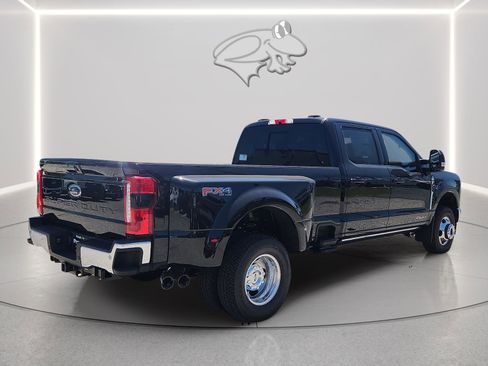 New 2026 Ford F350 Lariat w/ Lariat Ultimate Package AWD/4WD image 3