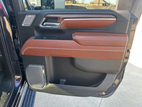 Used 2024 GMC Sierra 3500 Denali Ultimate image 47