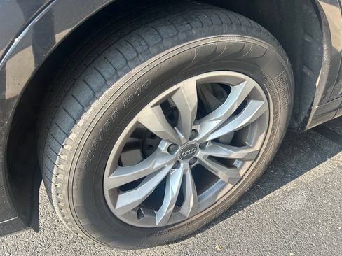 Used 2018 Audi Q7 3.0T Premium Plus w/ Premium Plus Package AWD/4WD image 2