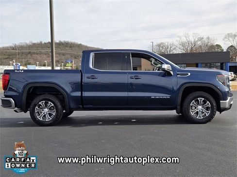 Used 2023 GMC Sierra 1500 SLE image 2