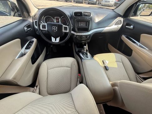 Used 2017 Dodge Journey SXT w/ Premium Group image 15