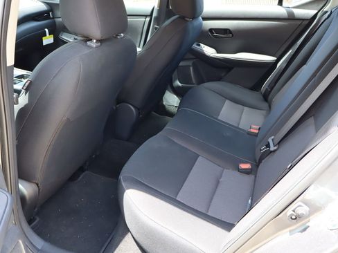 Used 2024 Nissan Sentra SV w/ All-Weather Package FWD image 5