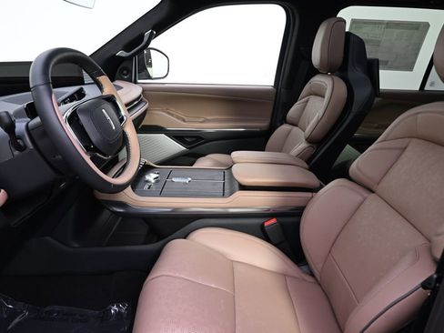 New 2026 Lincoln Navigator L Black Label AWD/4WD image 13