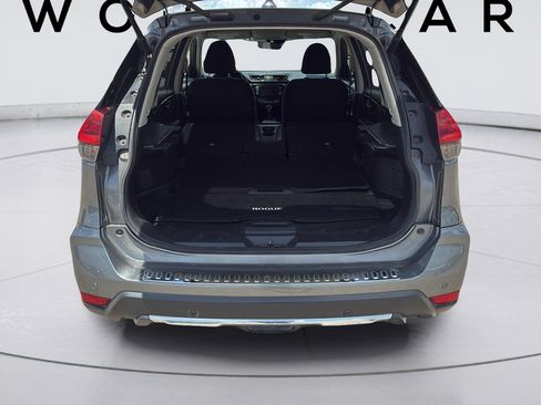 Used 2019 Nissan Rogue SV AWD/4WD image 19