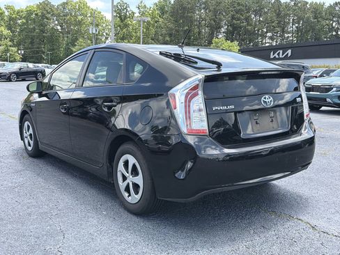 Used 2015 Toyota Prius Two FWD image 6
