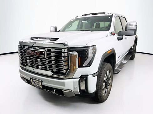 New 2026 GMC Sierra 3500 Denali w/ Denali Reserve Package AWD/4WD image 3