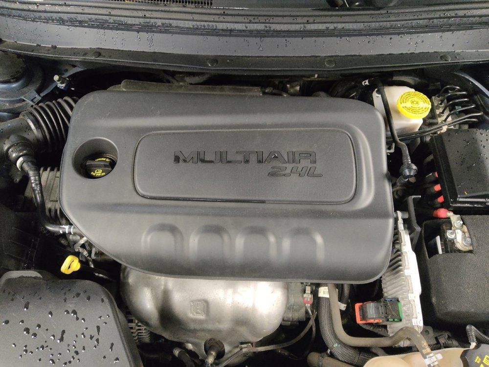 Used 2020 Jeep Cherokee Latitude w/ Cold Weather Group AWD/4WD image 30