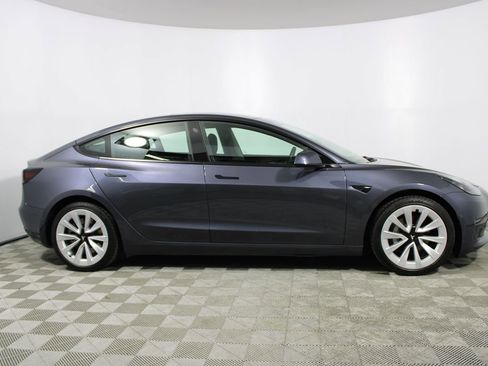 Used 2022 Tesla Model 3 image 30