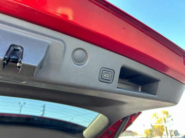 Used 2022 Chevrolet Equinox LT FWD image 11