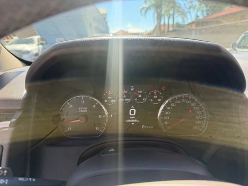 Used 2015 GMC Yukon Denali w/ Touring Package AWD/4WD image 23