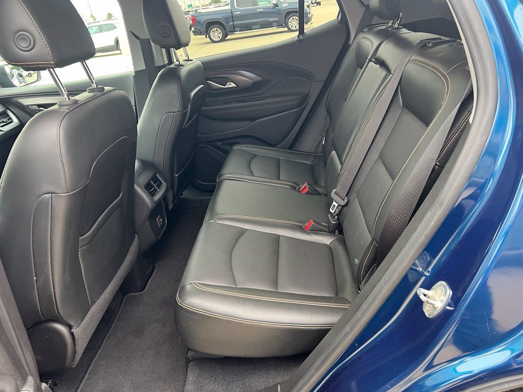 Used 2020 GMC Terrain SLT w/ Preferred Package AWD/4WD image 16
