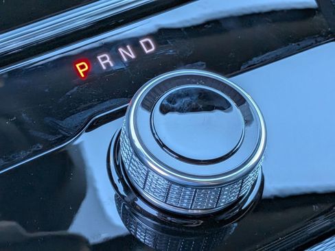 New 2025 Jeep Grand Cherokee Altitude image 25