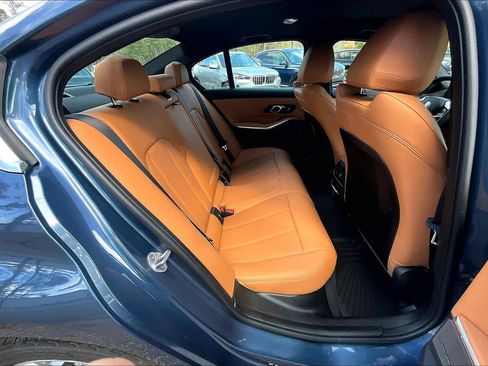 Certified 2025 BMW 330i xDrive Sedan w/ Premium Package image 20