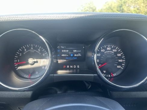 Used 2017 Ford Mustang Coupe image 21
