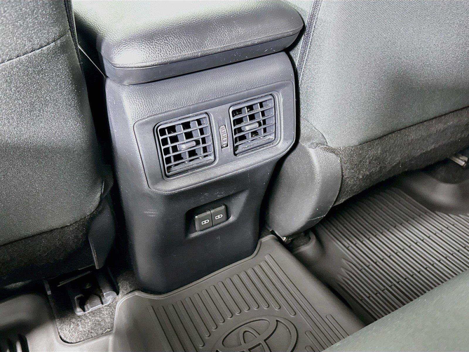 Certified 2025 Toyota RAV4 XLE AWD/4WD image 35