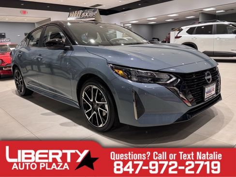 New 2025 Nissan Sentra SR image 1