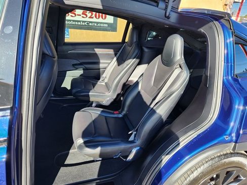 Used 2022 Tesla Model X AWD/4WD image 13