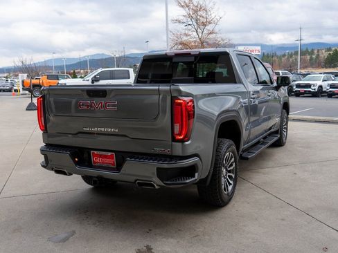 Used 2020 GMC Sierra 1500 AT4 w/ AT4 Premium Package image 7