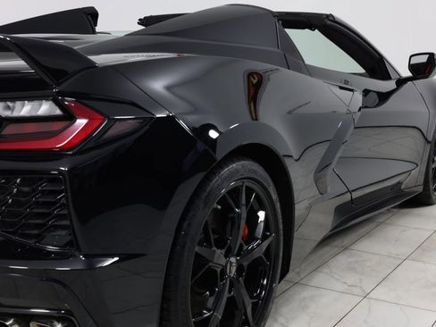 Used 2022 Chevrolet Corvette Stingray Premium Conv w/ Z51 Performance Package RWD image 42
