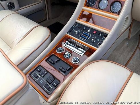 Used 1990 Rolls-Royce Corniche III RWD image 5