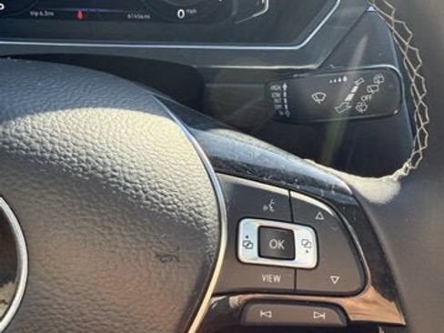 Certified 2021 Volkswagen Tiguan SEL image 21