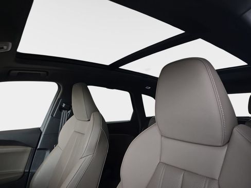 Certified 2025 Audi Q5 Prestige AWD/4WD image 32