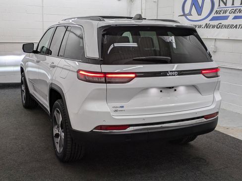 Used 2023 Jeep Grand Cherokee 4WD 4xe image 24