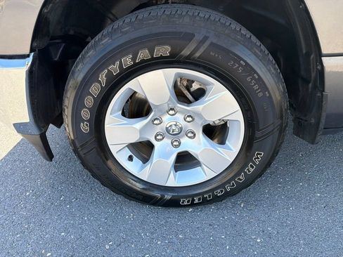 Used 2023 RAM 1500 Big Horn AWD/4WD image 15