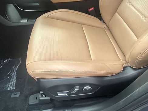 New 2025 Hyundai Santa Fe Limited image 36