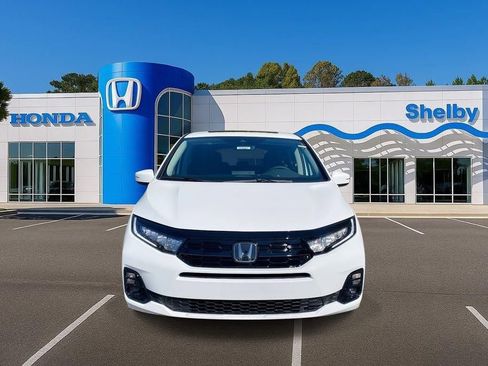 New 2026 Honda Odyssey Elite image 3