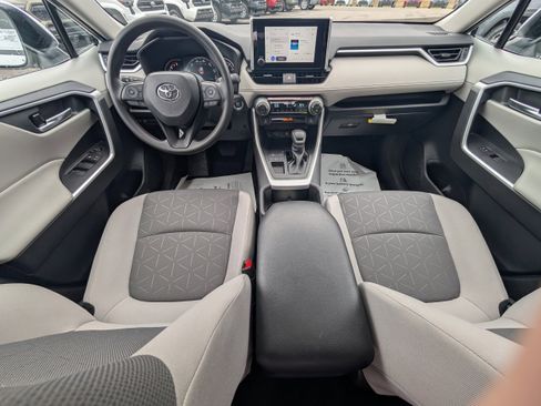 New 2025 Toyota RAV4 XLE w/ Convenience Package image 22