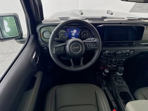 New 2026 Jeep Gladiator Mojave image 24