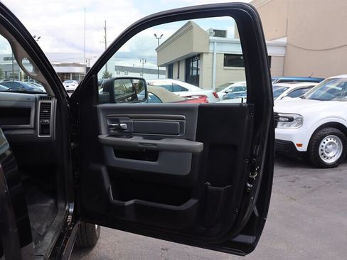Used 2017 RAM 2500 Tradesman w/ Power & Remote Entry Group RWD image 21