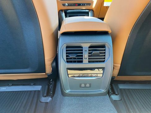 New 2026 BMW 330i xDrive 330i xDrive w/ M Sport Package image 8