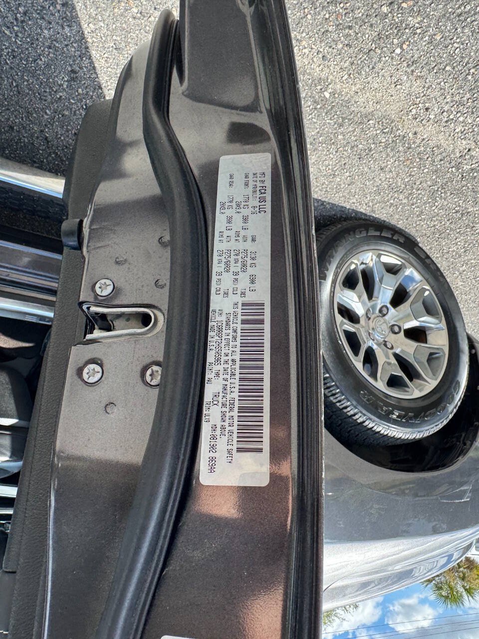 Used 2017 RAM 1500 Limited RWD image 54