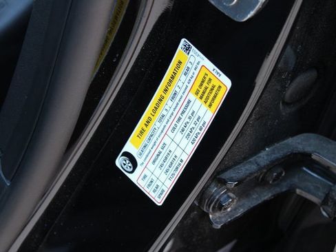 Used 2024 Buick Envista Avenir image 31