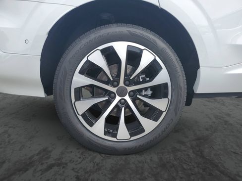 New 2026 Audi Q3 quattro 2.0T AWD/4WD image 5