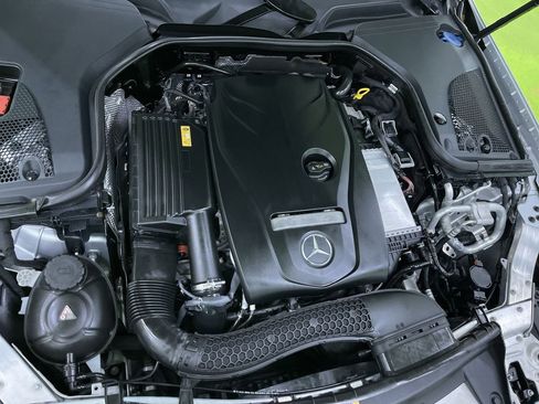 Used 2017 Mercedes-Benz E 300 image 28